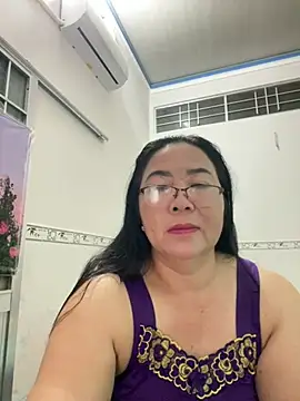 Snapshot of NDith chatting on 03/09/25, 05:28 NDith online show from 03/09/25, 05:28