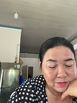 Snapshot of NDith chatting on 03/18/25, 08:36 NDith online show from 03/18/25, 08:36