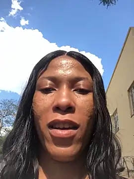 Snapshot of Kylie_Hairy_Bbc chatting on 11/13/25, 12:59 Kylie Hairy Bbc online show from 11/13/25, 12:59