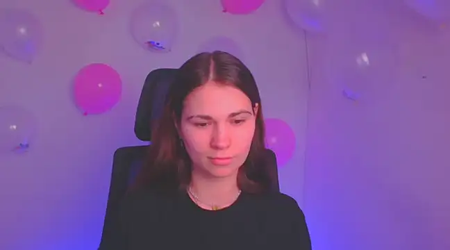 Loon Amore online show from 02/13/25, 08:13