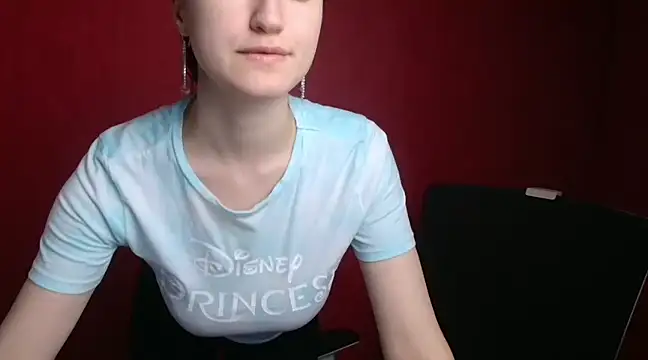 Snapshot of Gabriellagirl chatting on 12/15/24, 09:53 Gabriellagirl online show from 12/15/24, 09:53