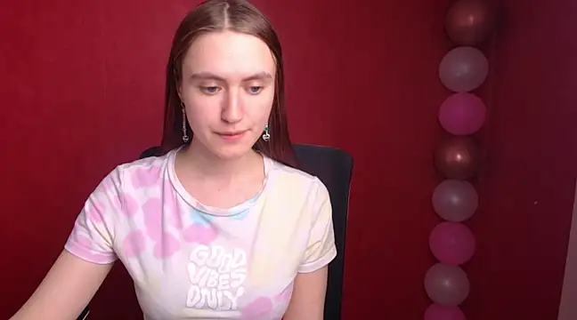 Snapshot of Gabriellagirl chatting on 02/19/25, 10:42 Gabriellagirl online show from 02/19/25, 10:42