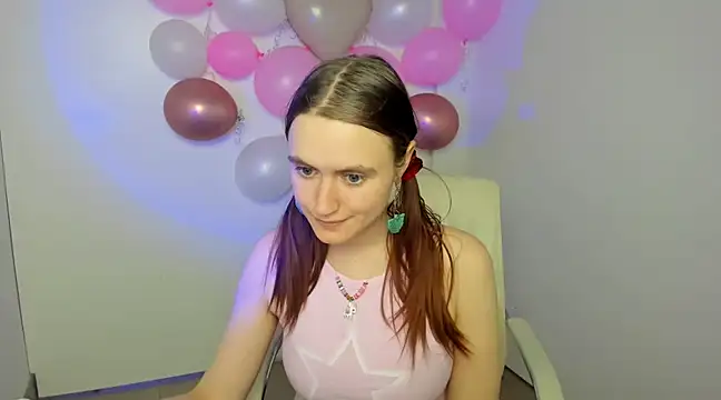 Snapshot of Gabriellagirl chatting on 02/23/25, 10:42 Gabriellagirl online show from 02/23/25, 10:42