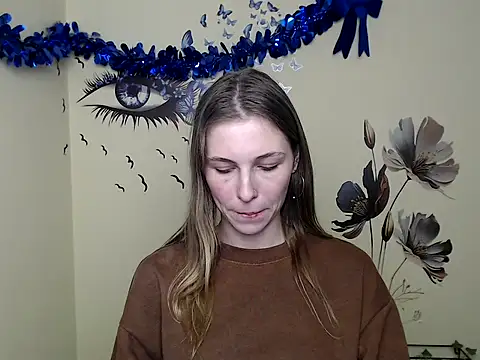 Snapshot of StrangerGi chatting on 01/28/25, 10:12 StrangerGi online show from 01/28/25, 10:12
