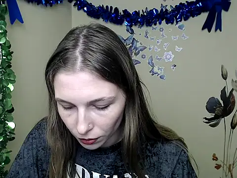 Snapshot of StrangerGi chatting on 02/10/25, 04:14 StrangerGi online show from 02/10/25, 04:14