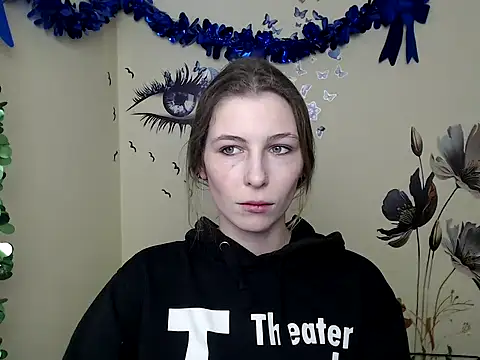 Snapshot of StrangerGi chatting on 02/20/25, 12:57 StrangerGi online show from 02/20/25, 12:57