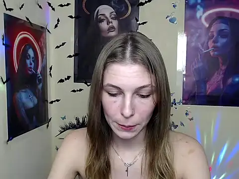 Snapshot of StrangerGi chatting on 02/27/25, 04:53 StrangerGi online show from 02/27/25, 04:53
