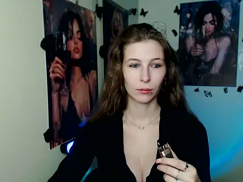 StrangerGi online show from 11/17/25, 01:06