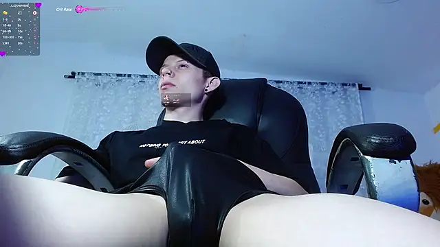 Matthew Boy  online show from 12/22/24, 10:17