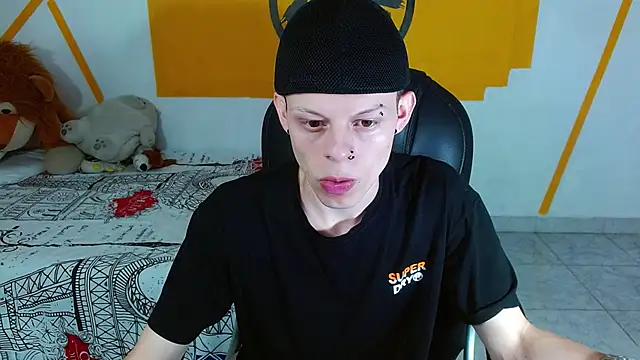 Matthew Boy  online show from 01/21/25, 04:37