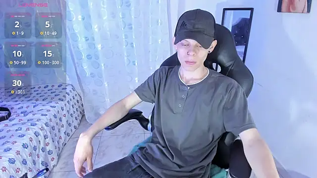 Matthew Boy  online show from 03/03/25, 03:52