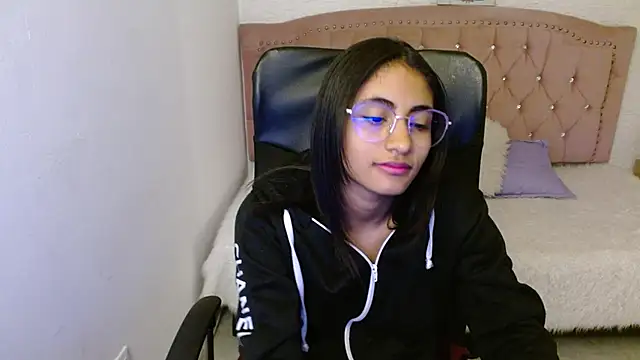 shaneelle online show from 01/31/25, 09:16