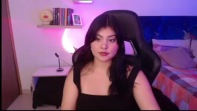 SusyAlvarez online show from 11/19/25, 01:16