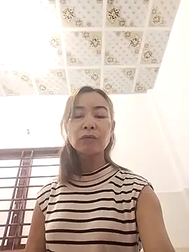 Sexy-ladyboobs20 online show from 10/07/25, 01:03