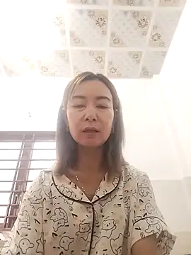 Sexy-ladyboobs20 online show from 11/01/25, 01:40