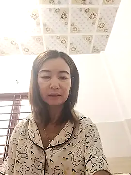 Sexy-ladyboobs20 online show from 11/08/25, 01:39