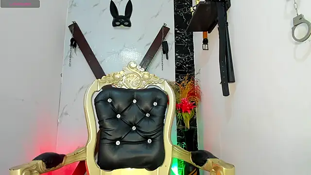 Snapshot of _exoticcouple69_ chatting on 09/14/25, 12:04 exoticcouple69 online show from 09/14/25, 12:04