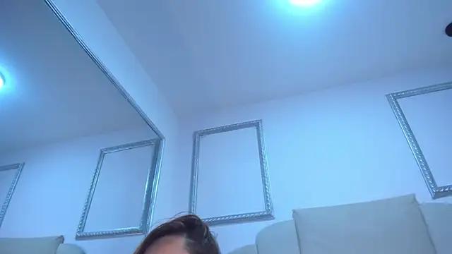 Snapshot of Grettel-ramirez chatting on 10/15/25, 06:52 Grettel-ramirez online show from 10/15/25, 06:52