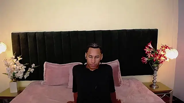 soft attraction online show from 10/17/25, 07:49