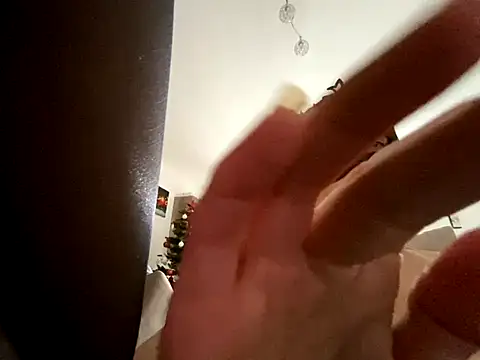 Marilou1983 online show from 12/05/24, 12:55