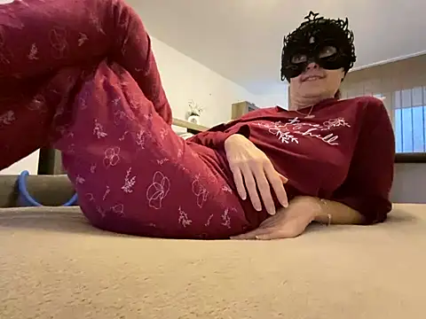 Marilou1983 online show from 01/16/25, 07:49