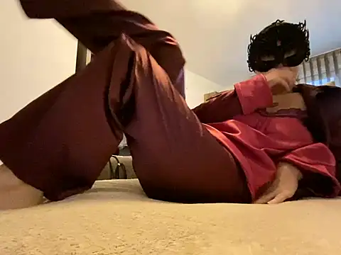 Marilou1983 online show from 01/24/25, 04:06