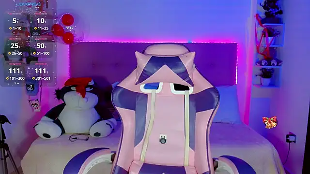 Snapshot of Kylie_brokee chatting on 12/16/24, 12:15 Kylie brokee online show from 12/16/24, 12:15