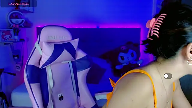 Snapshot of Kylie_brokee chatting on 03/04/25, 09:11 Kylie brokee online show from 03/04/25, 09:11