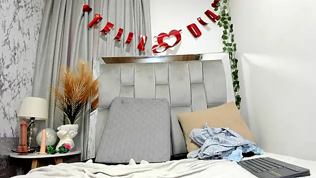  Marcela   online show from 02/28/25, 03:37