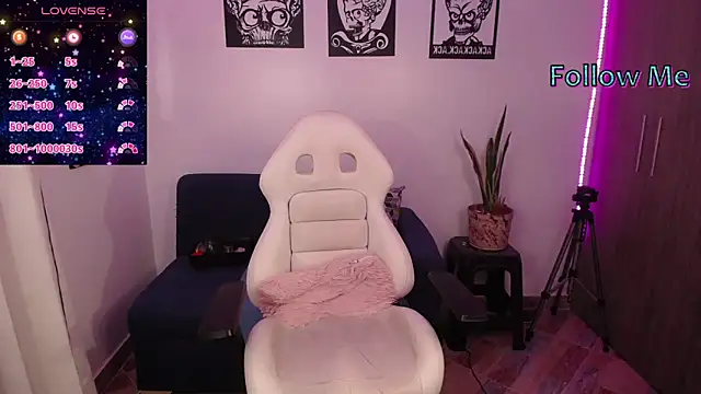 Snapshot of hibridaaa20 chatting on 10/09/25, 11:58 hibridaaa20 online show from 10/09/25, 11:58