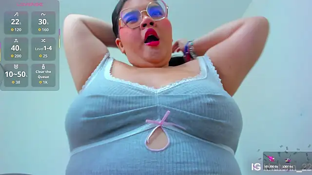 april lopez6 online show from 11/12/25, 06:25