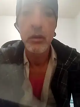 Snapshot of Bottomboy114 chatting on 11/12/25, 11:58 Bottomboy114 online show from 11/12/25, 11:58