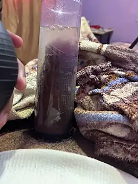 king cum  online show from 10/23/25, 04:28