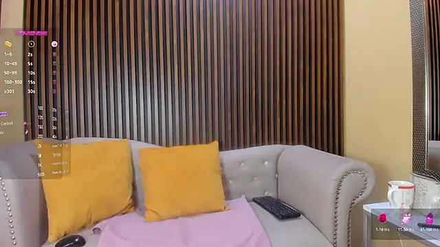 Nahiajhonson  online show from 02/12/25, 04:11