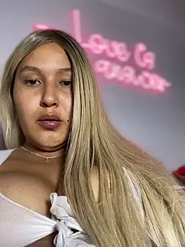 SamaraJay1 online show from 12/15/24, 12:29