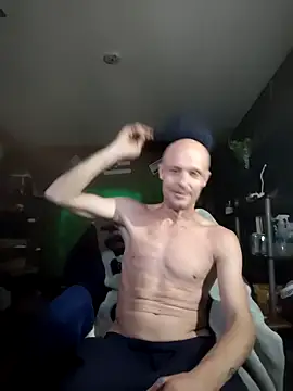 omgkidisthaone online show from 10/17/25, 12:52