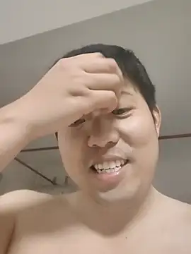 Chen YonG9 online show from 01/01/25, 02:31