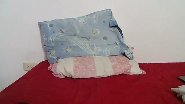 Snapshot of RIQUIRICHDICK chatting on 10/26/25, 03:51 RIQUIRICHDICK online show from 10/26/25, 03:51