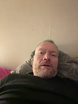 Snapshot of Rockburg chatting on 11/23/25, 04:01 Rockburg online show from 11/23/25, 04:01