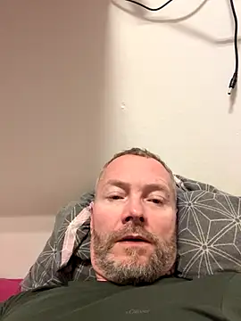 Snapshot of Rockburg chatting on 11/25/25, 04:56 Rockburg online show from 11/25/25, 04:56