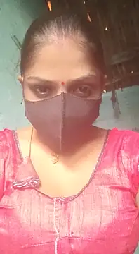 Snapshot of haymona chatting on 02/05/25, 11:44 haymona online show from 02/05/25, 11:44