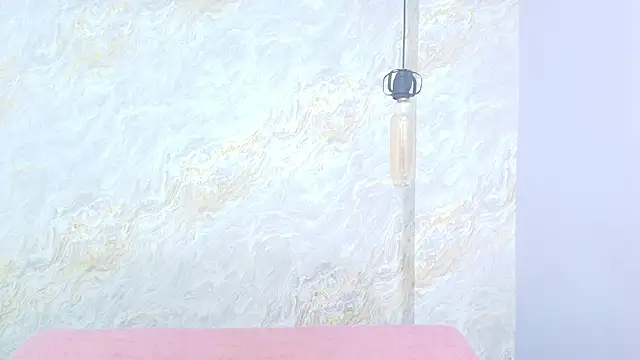 Snapshot of Mia_candy_0 chatting on 10/03/25, 12:02 Mia candy 0 online show from 10/03/25, 12:02