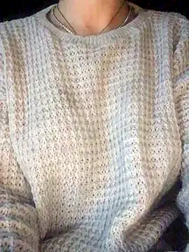 Snapshot of indie-rayne chatting on 10/25/25, 01:46 indie-rayne online show from 10/25/25, 01:46