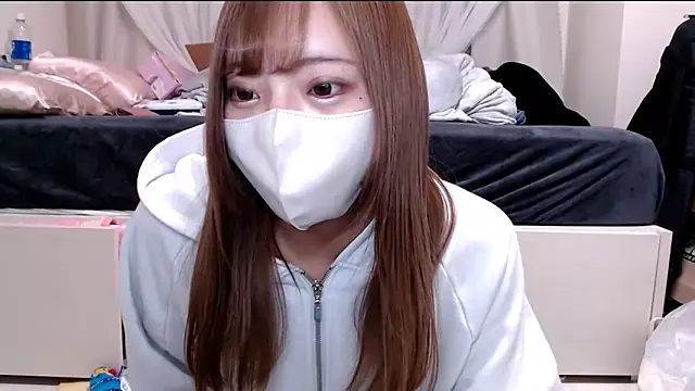 Snapshot of _chanMOMO_ chatting on 02/01/25, 06:43 chanMOMO online show from 02/01/25, 06:43