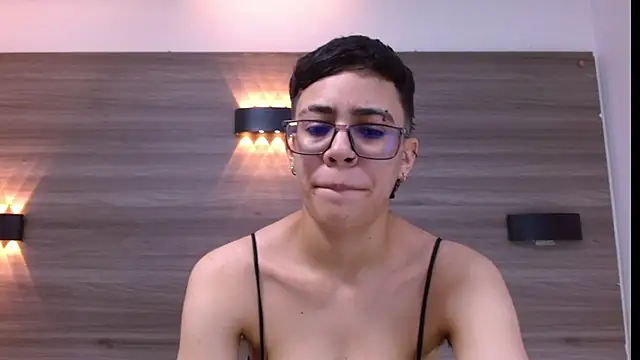 Cutie Shy  online show from 03/07/25, 07:05