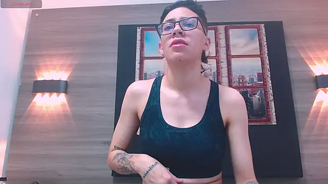 Cutie Shy  online show from 11/04/25, 12:04