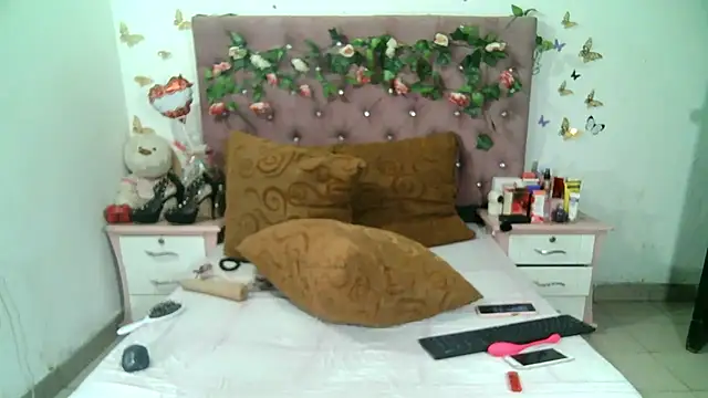 ValeriaTsx online show from 10/10/25, 01:10