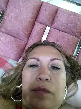 Snapshot of Kazsandraa chatting on 11/08/25, 08:18 Kazsandraa online show from 11/08/25, 08:18