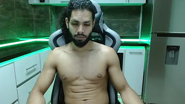 Snapshot of Amir_Abdull chatting on 03/16/25, 01:07 Amir Abdull online show from 03/16/25, 01:07