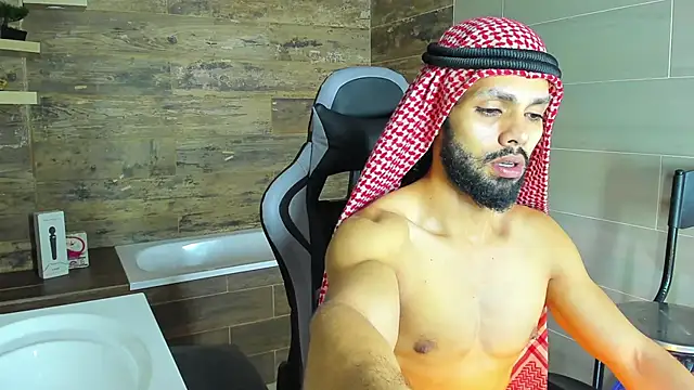Snapshot of Amir_Abdull chatting on 03/18/25, 12:27 Amir Abdull online show from 03/18/25, 12:27